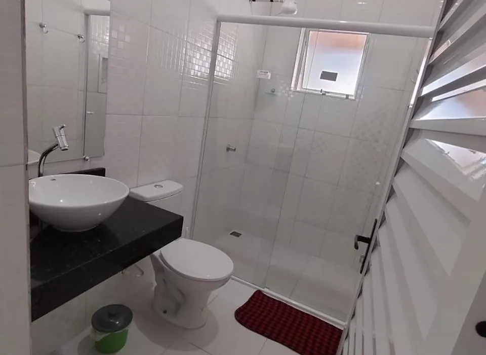 Apartamento 02 - Toninhas-1